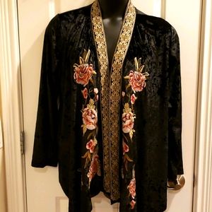 Velvet swing kimono w/gorgeous floral embroidery